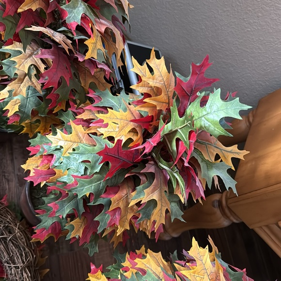 Fall Decorations - Picture 7 of 9